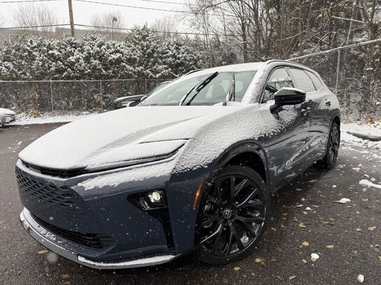 Toyota Crown Signia 2025 2025 Storm Cloud w/Black Roof