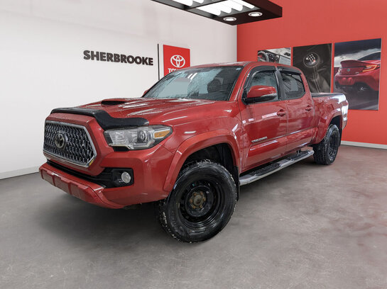 2018 Toyota Tacoma 2018 Red