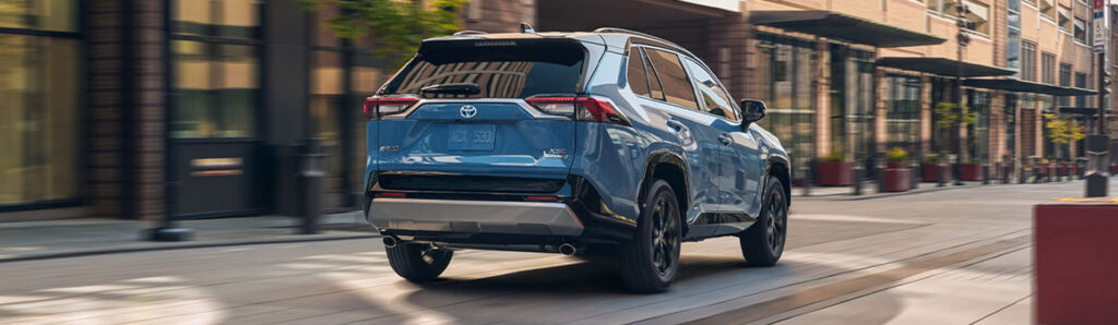 Sherbrooke toyota blog septembre TOYOTA RAV4 HYBRIDE BRANCHABLE 2025 IMAGE2 1024x298